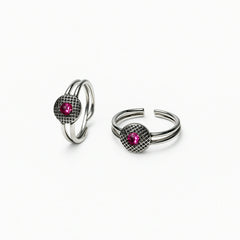 Sterling Silver Toe Ring with Pink Stone and Grid Pattern